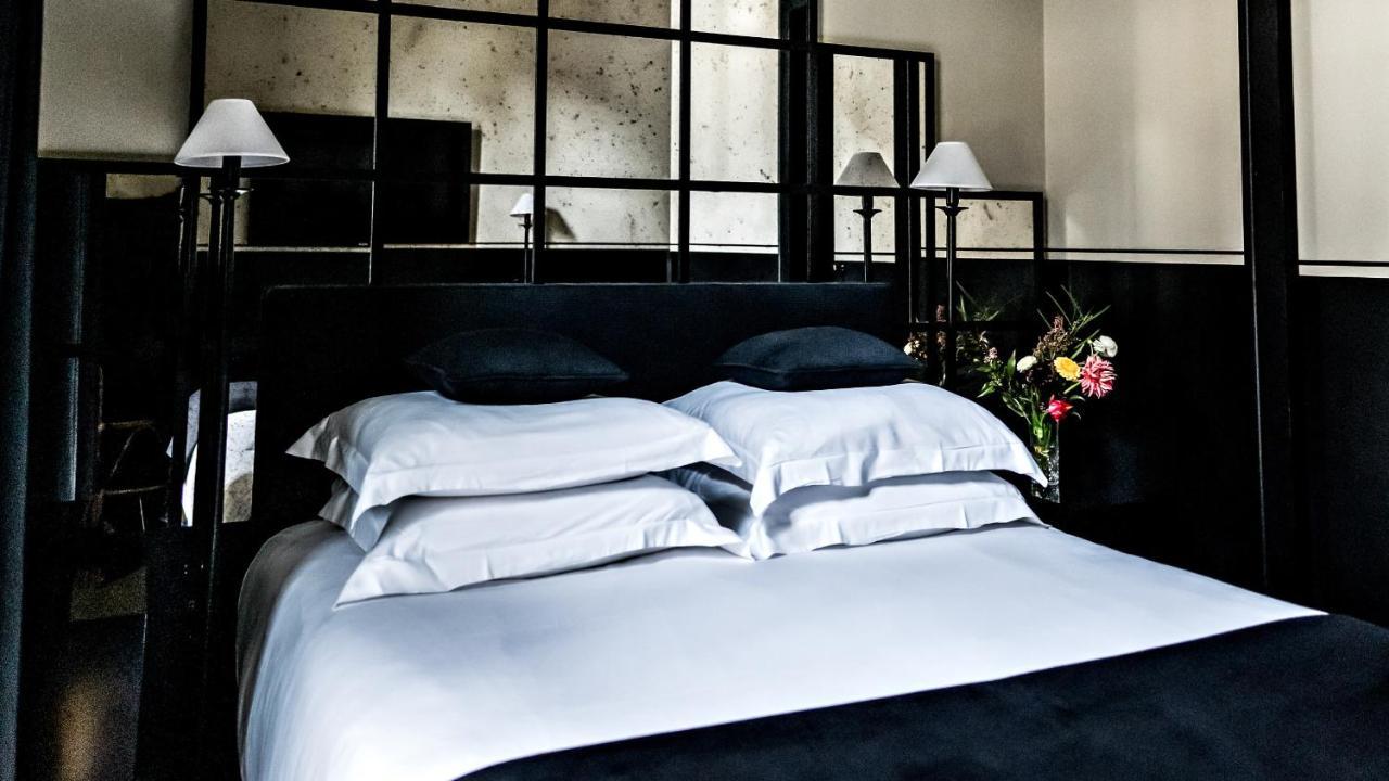 무슈 조지 호텔 앤 스파 샹 젤리제 파리 외부 사진 A room at the Hotel de Matignon